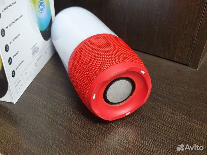 Блютуз колонка беспроводная светится