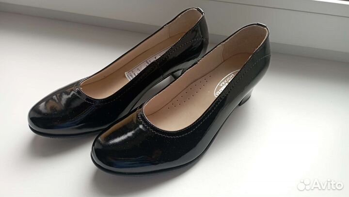Туфли лакированные 37, 39