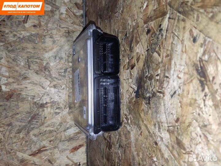 Блок управления двигателем Volkswagen 03C906016AM