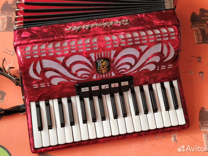 Аккордеон weltmeister caprice / Скупка