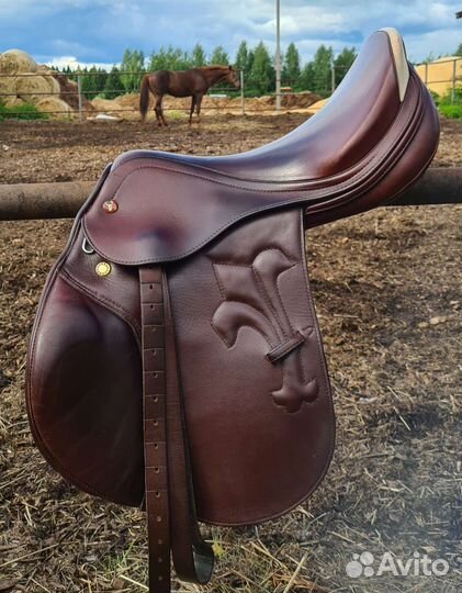 Седло конкур Prestige Arezzo 17/32