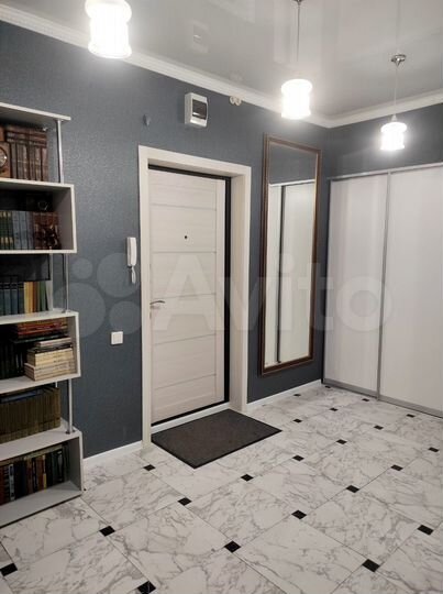 2-к. квартира, 57 м², 5/18 эт.