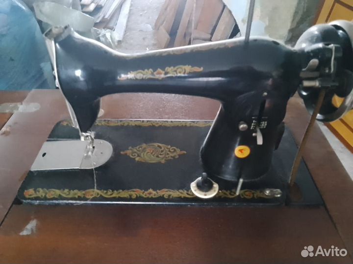 Швейная машинка