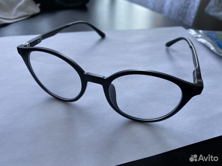 Оправа для очков и сменные магнитные насадки