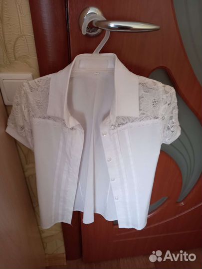 Школьные белые блузки