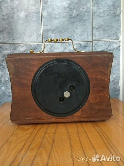 Настольные часы Весна