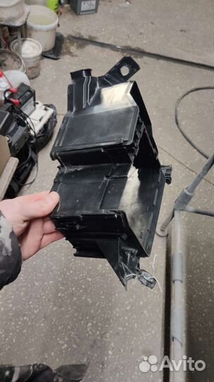 Корпус блока предохранителей highlander 3