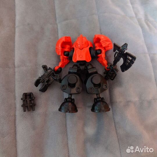 Продаю конструктор робот
