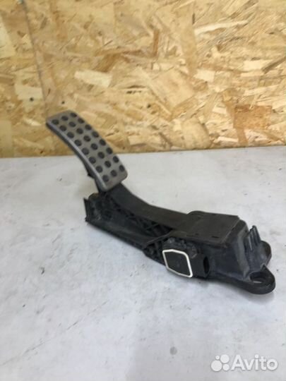 Педаль газа Mercedes-Benz M-Класс W164 2007