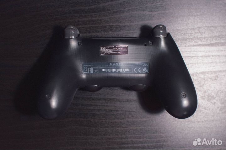 Геймпад Sony Dualshock 4