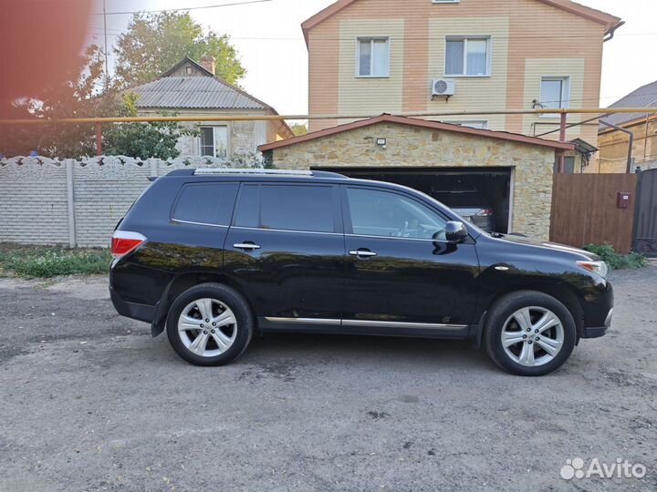 Toyota Highlander 3.5 AT, 2011, 130 000 км