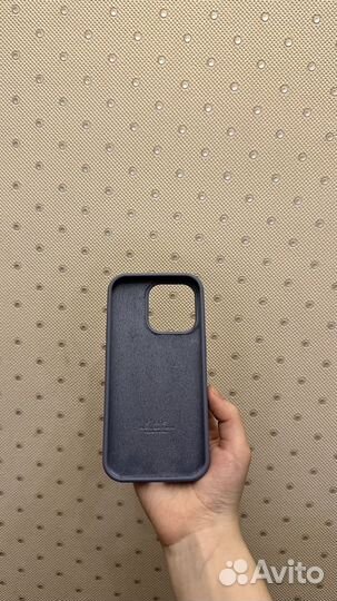 Чехол на iPhone 14 pro синий
