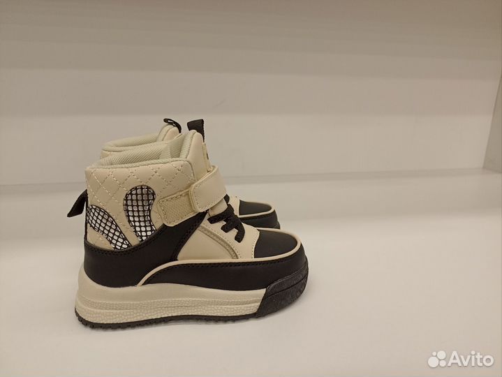 Ботинки осенние девочки и мальчики р 23