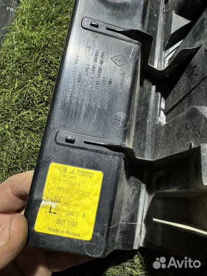 Задний левый фонарь Renault Duster