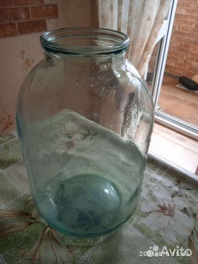 Графины и вазы стекло, рюмки, банки 1,3 литровые