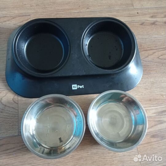 Подставка для кормления собак