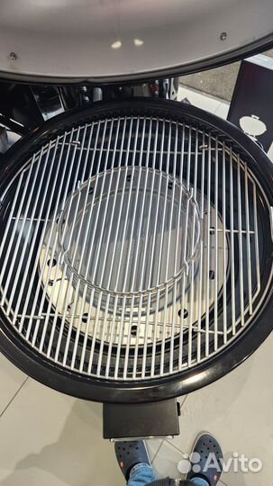 Гриль угольный Weber summit kamado E6