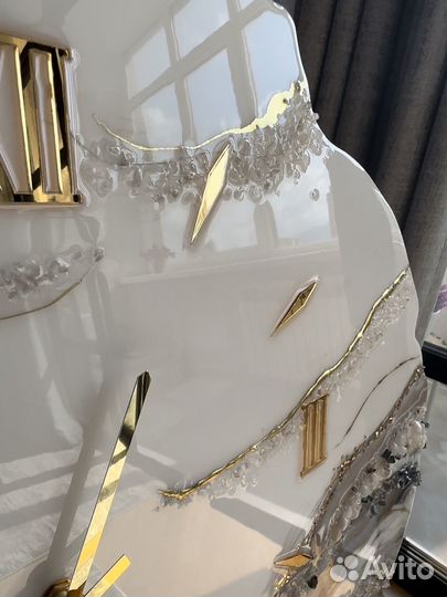 Часы настенные интерьерные