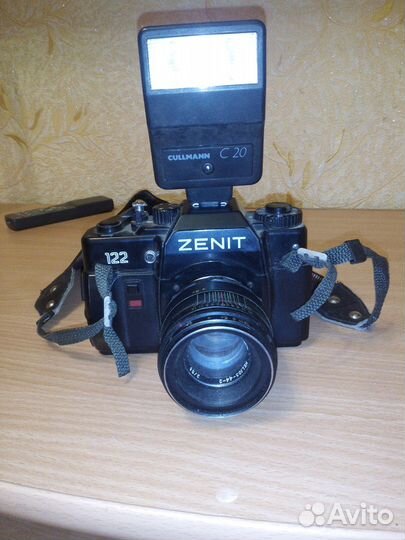 Продам зенит е 122 с фотоспышкей на батарйках