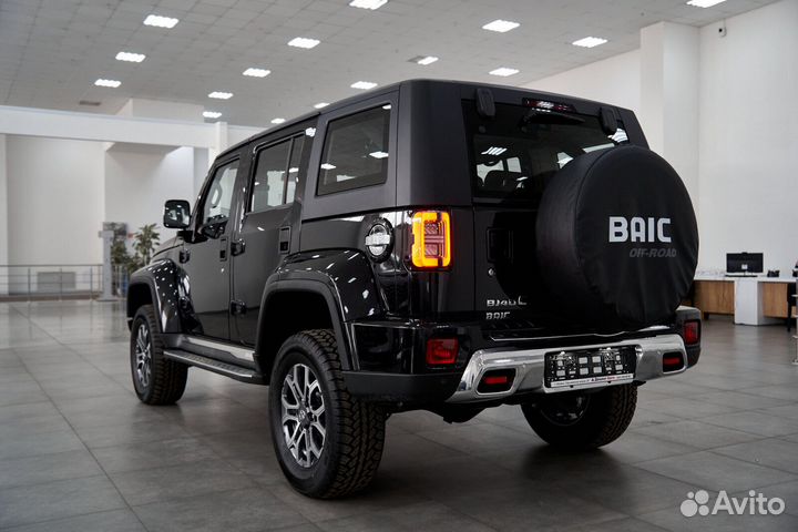 BAIC BJ40 2.0 AT, 2023