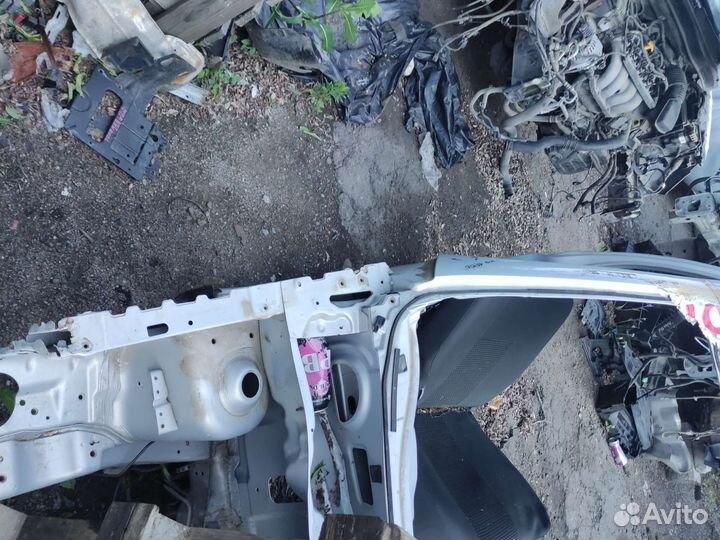 В разборе mitsubishi lancer x /10