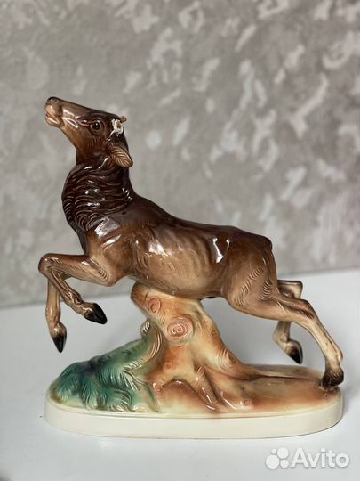 Фарфоровые статуэтки Hertwig Katzhutt