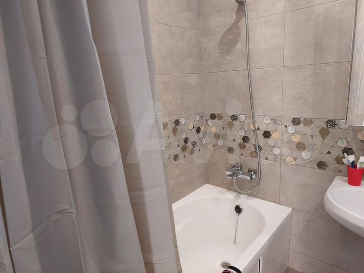 1-к. квартира, 40 м², 7/17 эт.