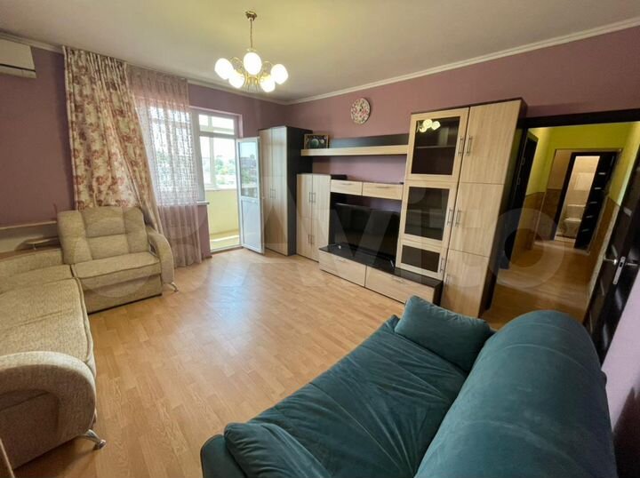 2-к. квартира, 60 м², 8/21 эт.