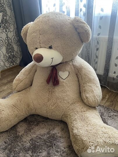 Большие плюшевые медведи