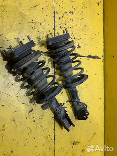 Стойка передняя Kia Spectra 2002–2011