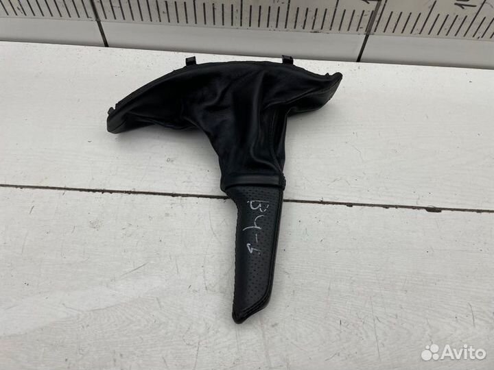 Чехол ручного тормоза Bmw 3 E90 LCI N55B30A 2011