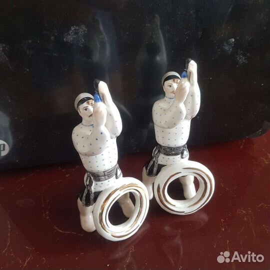 Фарфоровый статуэтка