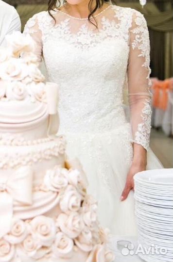 Свадебное платье