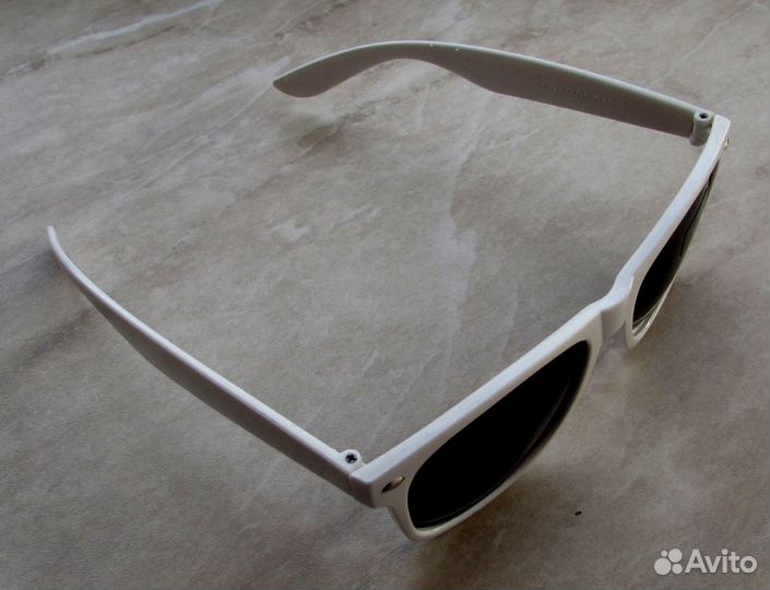 Очки солнцезащитные новые