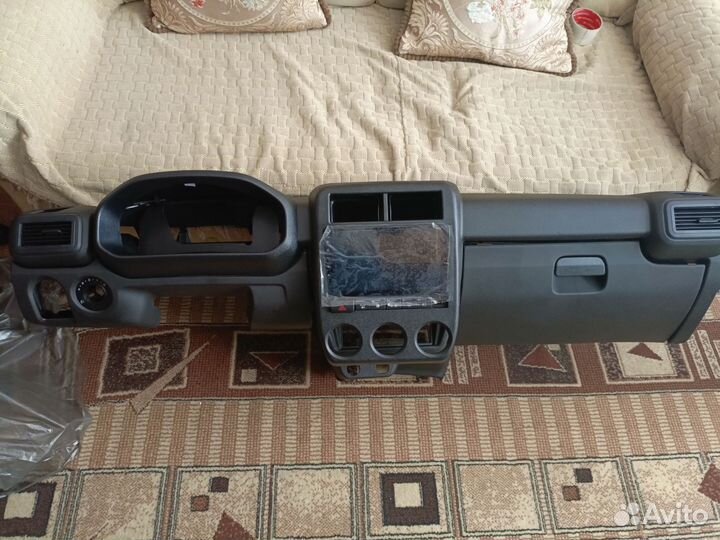 Панель приборов LADA 4x4 легенд