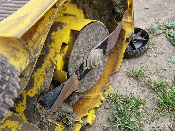 Газонокосилка электрическая на запчасти