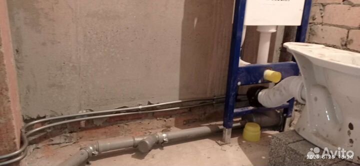 Слесарь сантехник