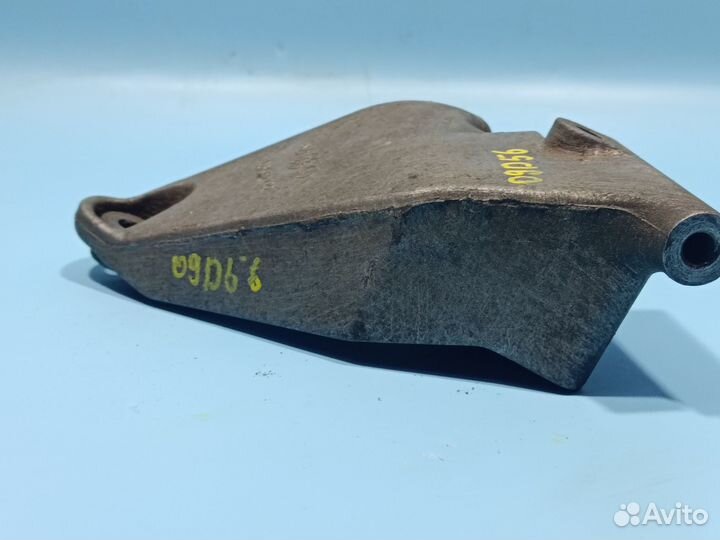 Кронштейн генератора для Chevrolet Lacetti