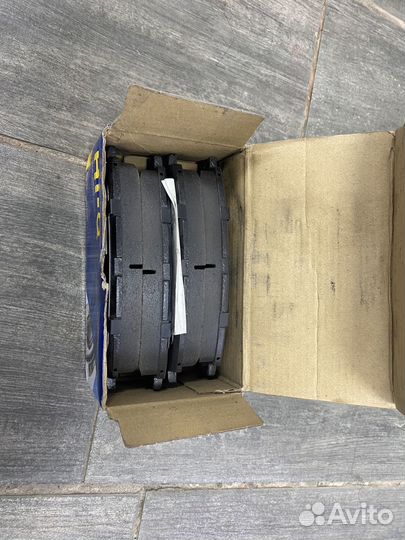 Тормозные колодки toyota