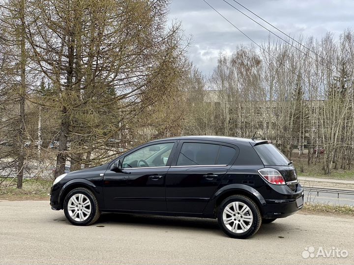 Opel Astra 1.8 AT, 2011, 163 983 км