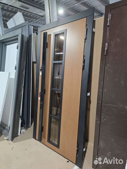 Входная дверь с терморазрывом и без