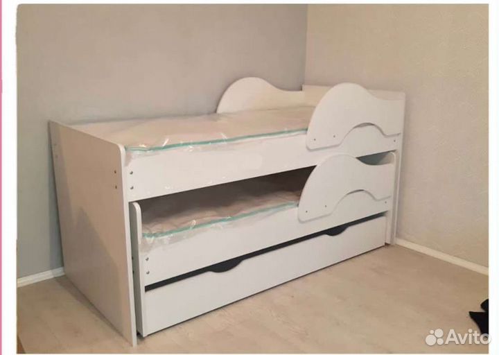 Кровать двухъярусная выдвижная