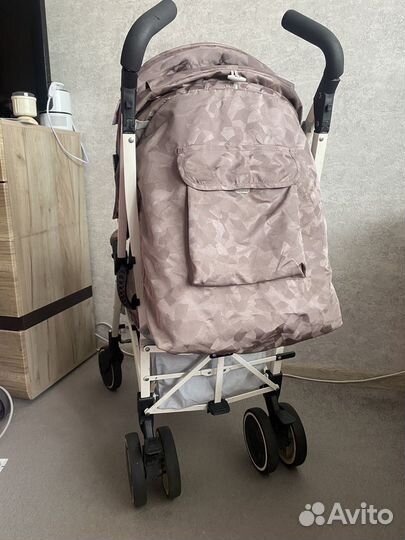 Коляска прогулочная