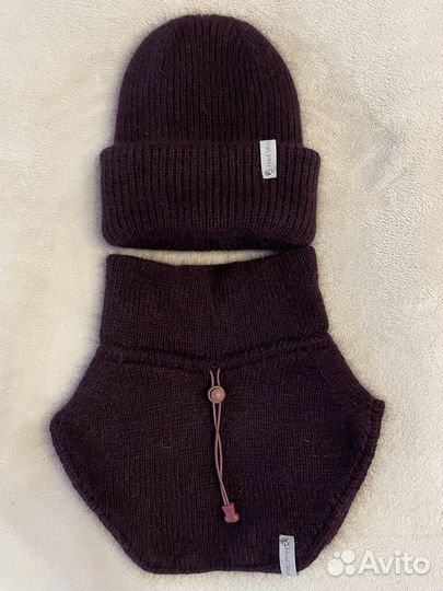 Шапка и манишка