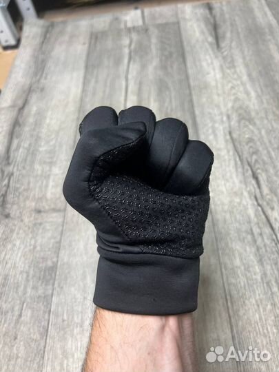 Перчатки Nike