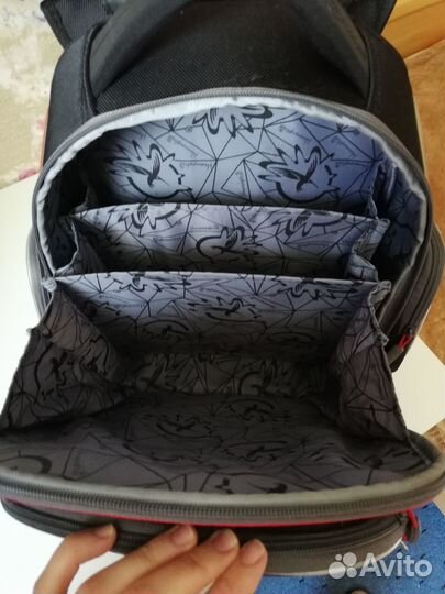 Рюкзак школьный Hummingbird