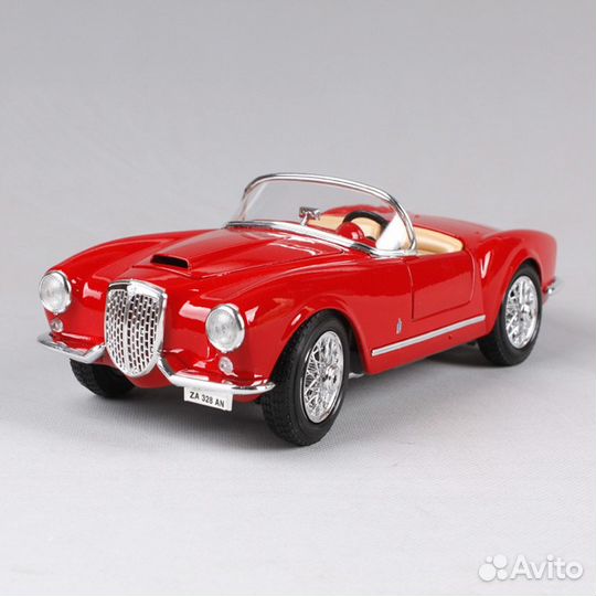Bburago Lancia Aurelia B24 Spyder (1955) 1/18 NEW