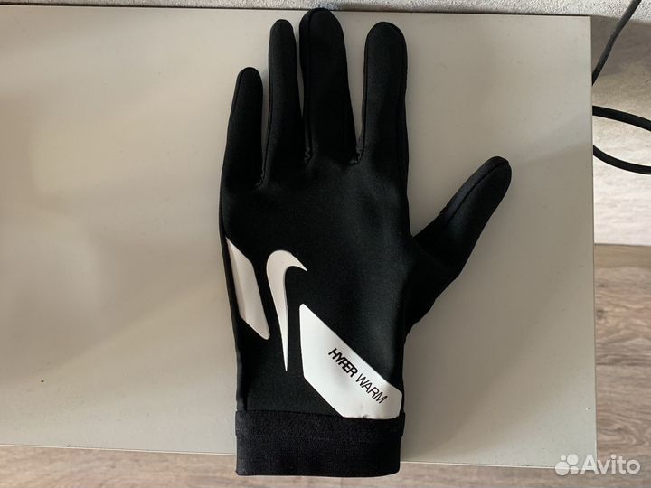 Перчатки nike hyperwarm