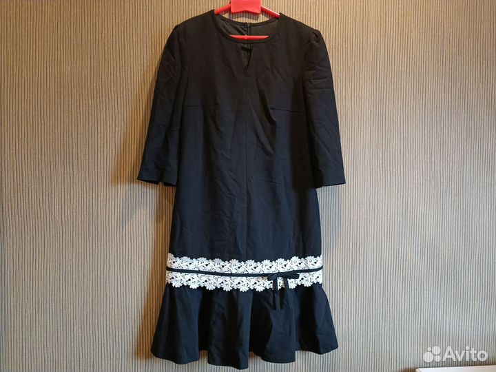 Школьное платье. Описание внутри