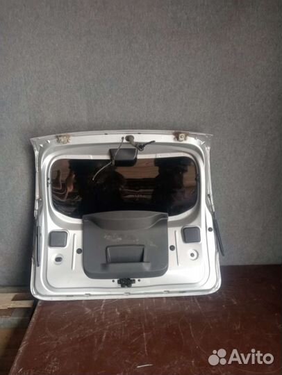 Крышка багажника nissan terrano 3